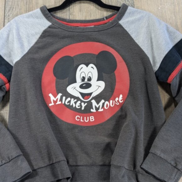 Disney Sweatshirt Womens Medium Black Gray Long Sleeve Pullover Mickey Mouse - Picture 1 of 8